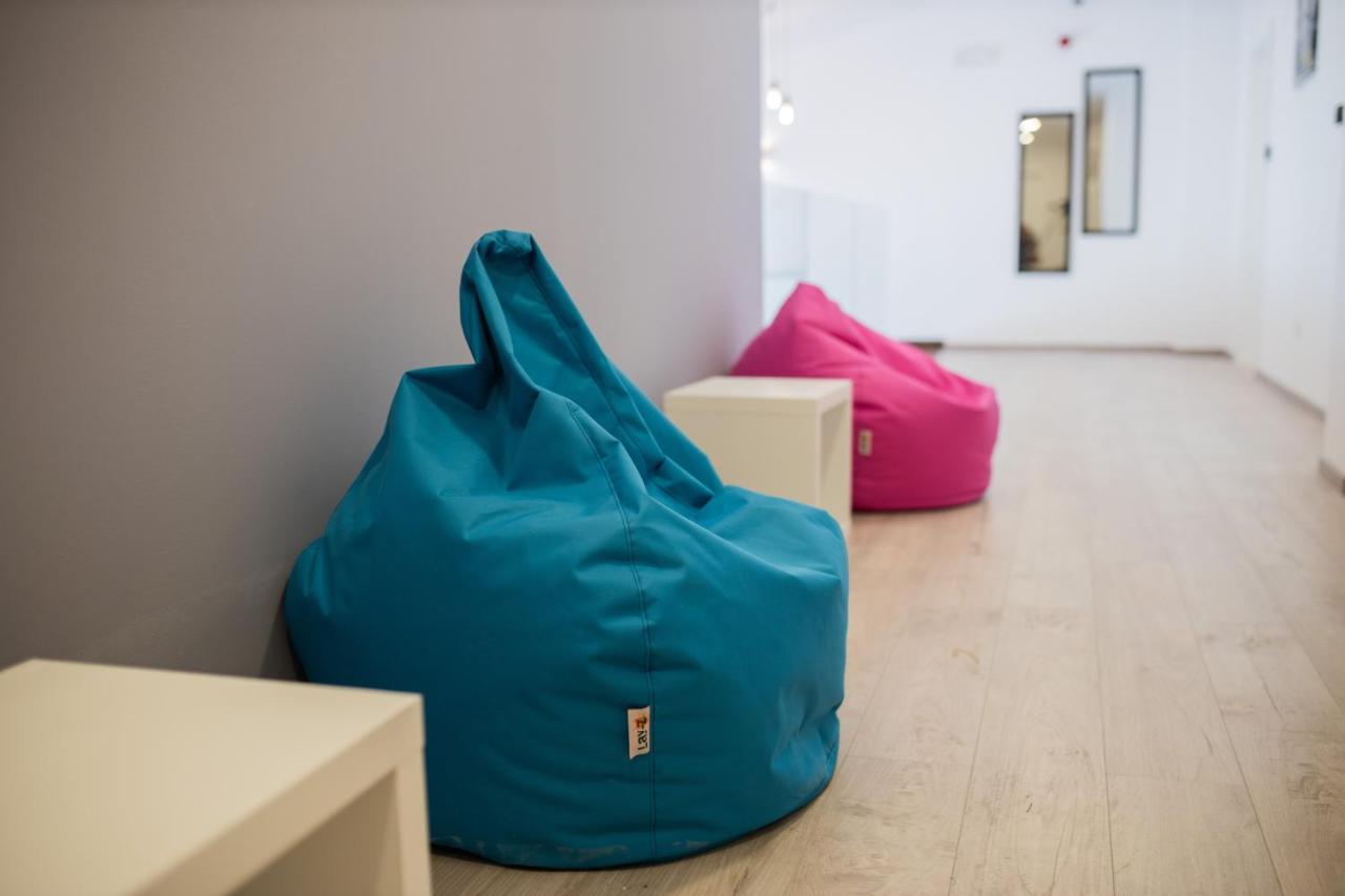 Dandelion Hostel Zára Kültér fotó